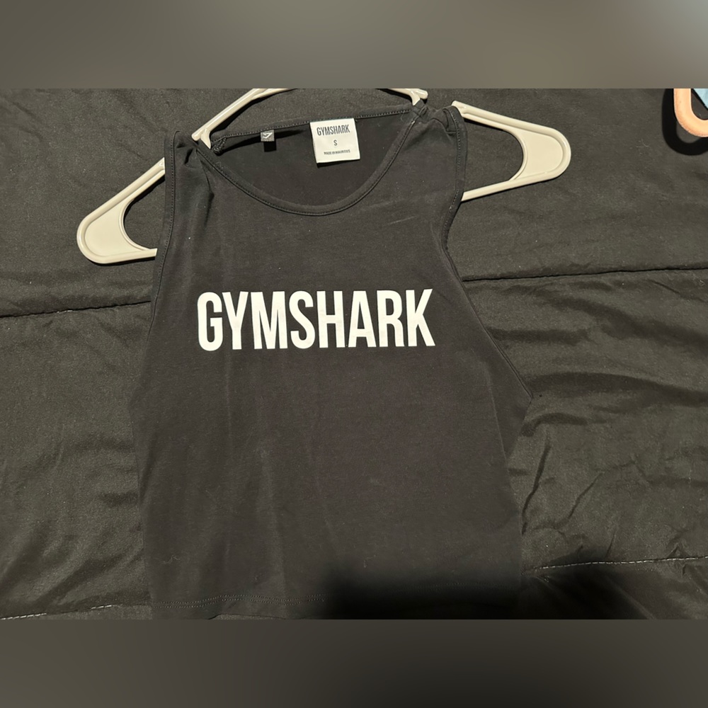 gymshark cropped tank